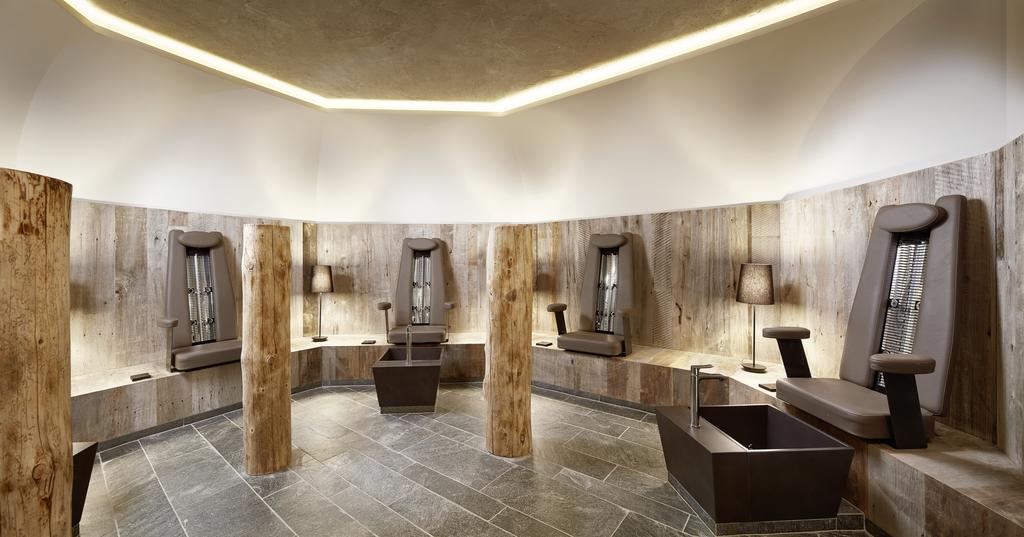 Hotel Berghof Crystal Spa & Sports 턱스 외부 사진