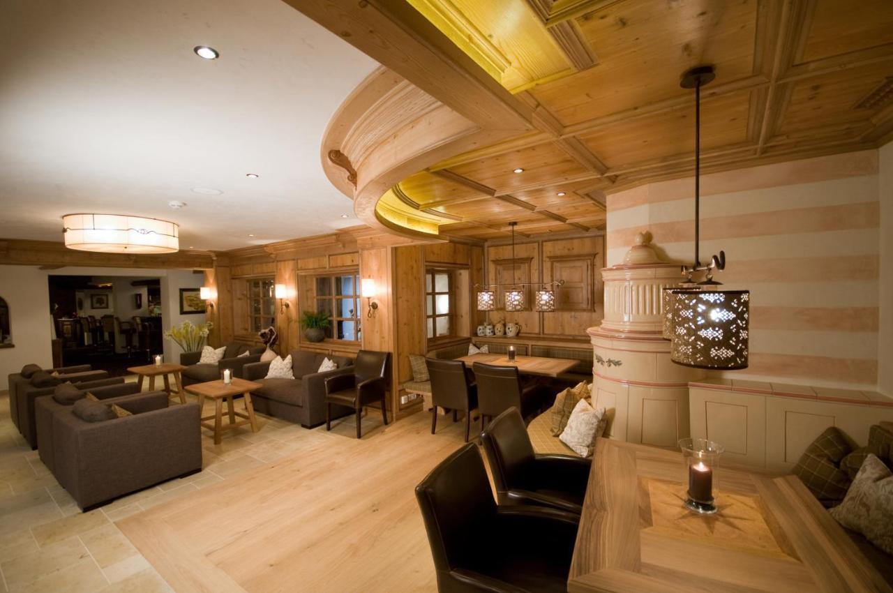 Hotel Berghof Crystal Spa & Sports 턱스 외부 사진